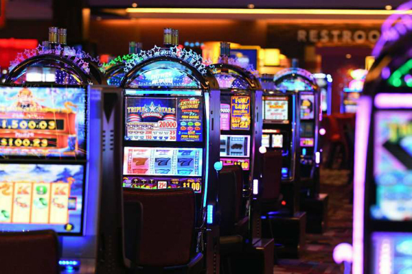 Rivers Casino & Resort Schenectady Treats Customers with Complimentary Slots Showcase