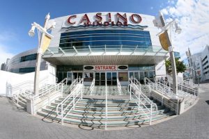 Caesars Windsor Preps for Prolonged Strike with More Shows and Hotel Reservations Cancelled