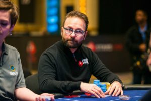 Negreanu Back in the Fight for the $5-Million Title of 2018 Super High Roller Bowl