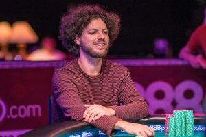 Christopher Vitch Proceeds as Chip Leader to Day 2 of WSOP US$10,000 Seven Card Stud Hi-Lo 8 or Better Championship