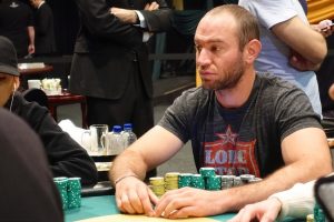 Jarred Solomon Leads Remaining 202 Players after 2018 WSOP US$3,000 Pot-Limit Omaha 6-Handed Day 1