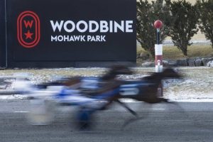Woodbine Mohawk Park’s Breeders Crown Returns with Fine Dining, Charity Donations