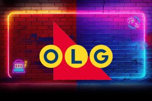 OLG Presents CA$10 Instant Living Luck with Luke Combs Ticket